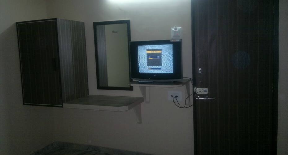 Hotel Chirag Palace, Ahmedabad 4